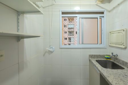 Apartamento à venda com 65m², 2 quartos e 1 vagaÁrea de Serviço