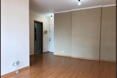 Apartamento para alugar com 111m², 3 quartos e 1 vaga