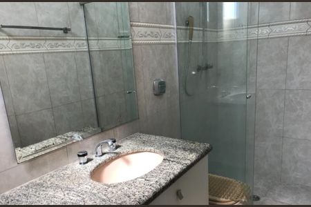 Apartamento para alugar com 111m², 3 quartos e 1 vaga