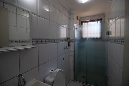 Banheiro de apartamento à venda com 2 quartos, 50m² em Jardim Ester, São Paulo