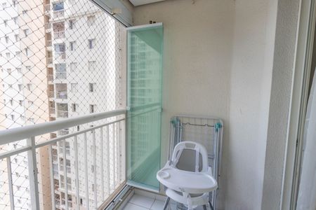 Varanda  de apartamento à venda com 3 quartos, 69m² em Piraporinha, Diadema