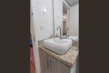 Apartamento à venda com 69m², 3 quartos e 1 vagaBanheiro social 