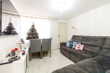 Sala de apartamento para alugar com 2 quartos, 50m² em Conjunto Residencial José Bonifácio, São Paulo