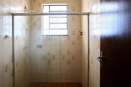 Casa para alugar com 200m², 3 quartos e 1 vagaBanheiro