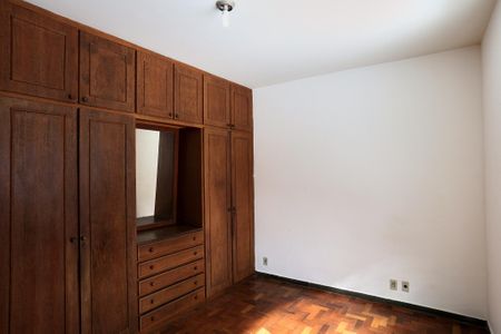 Casa para alugar com 200m², 3 quartos e 1 vagaQuarto