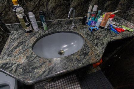 Apartamento à venda com 62m², 2 quartos e 1 vagaBanheiro