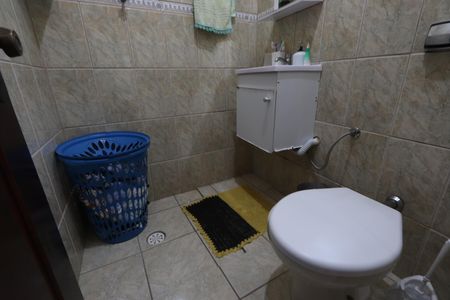 Casa à venda com 264m², 4 quartos e 1 vagaBanheiro 1 - Casa 1