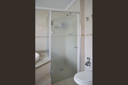 Apartamento à venda com 267m², 4 quartos e 4 vagasBanheiro Suíte Principal