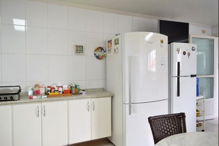 Apartamento à venda com 267m², 4 quartos e 4 vagasCozinha