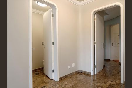 Hall de entrada apto de apartamento à venda com 4 quartos, 267m² em Vila Madalena, São Paulo
