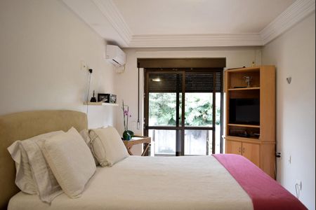 Apartamento à venda com 267m², 4 quartos e 4 vagasSuíte principal