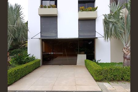 Apartamento à venda com 267m², 4 quartos e 4 vagas Apartamento à venda com 267m², 4 quartos e 4 vagasEntrada do edifício