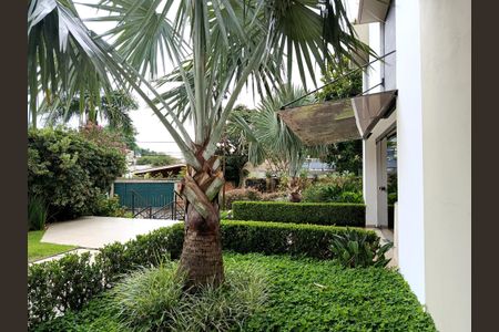 Apartamento à venda com 267m², 4 quartos e 4 vagas Apartamento à venda com 267m², 4 quartos e 4 vagasJardim