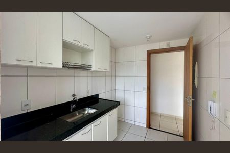 Apartamento à venda com 60m², 2 quartos e 2 vagas Apartamento à venda com 60m², 2 quartos e 2 vagasCozinha