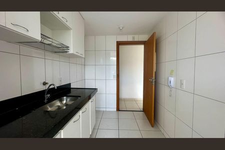 Apartamento à venda com 60m², 2 quartos e 2 vagas Apartamento à venda com 60m², 2 quartos e 2 vagasCozinha