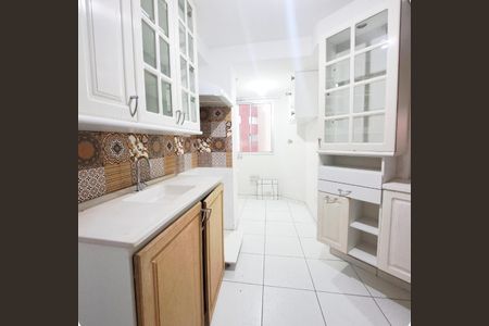Apartamento para alugar com 55m², 2 quartos e 1 vaga Apartamento para alugar com 55m², 2 quartos e 1 vagaCozinha