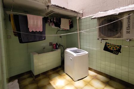 Apartamento para alugar com 193m², 3 quartos e 1 vagaÁrea de Serviço