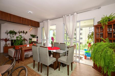 Apartamento à venda com 75m², 2 quartos e 2 vagasSala