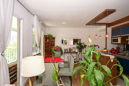 Apartamento à venda com 75m², 2 quartos e 2 vagasSala