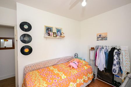Apartamento à venda com 75m², 2 quartos e 2 vagasQuarto