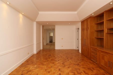 Sala 2 de apartamento à venda com 2 quartos, 259m² em Jardim Paulista, São Paulo