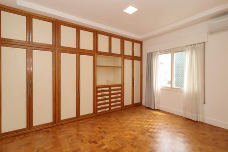 Apartamento à venda com 259m², 2 quartos e 2 vagasSuíte 1