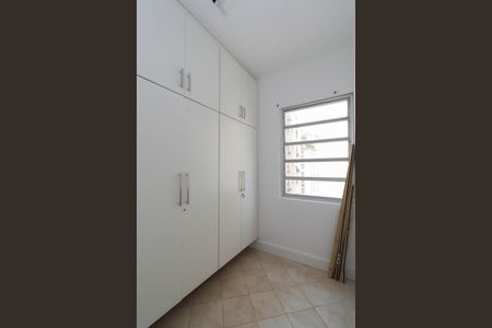 Apartamento à venda com 259m², 2 quartos e 2 vagasQuarto de Serviço 1