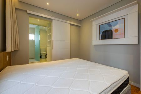 Suíte 1 de apartamento para alugar com 2 quartos, 100m² em Jardim Paulista, São Paulo