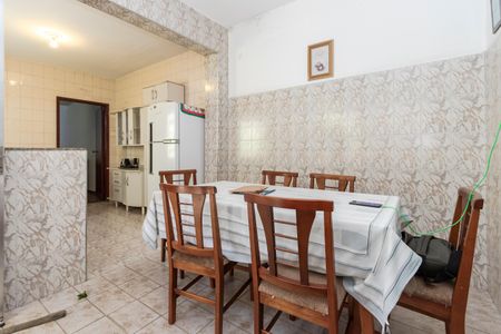 Casa à venda com 125m², 2 quartos e 2 vagasCozinha