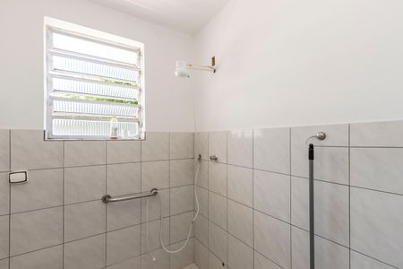 Casa à venda com 125m², 2 quartos e 2 vagasBanheiro
