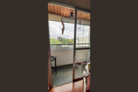 Apartamento à venda com 65m², 3 quartos e 1 vagaSacada