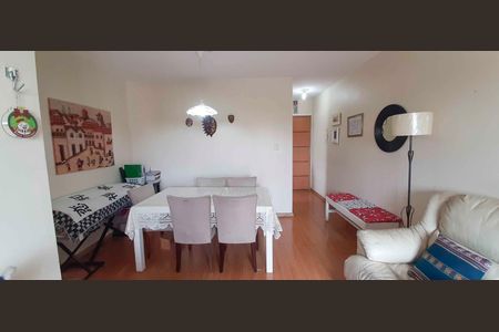 Apartamento à venda com 65m², 3 quartos e 1 vagaSala de Jantar