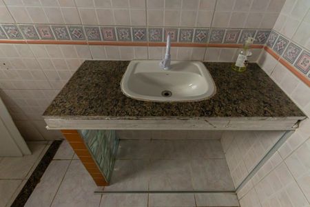 Casa para alugar com 180m², 3 quartos e 2 vagasBanheiro