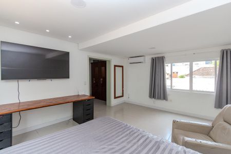 Dormitório 1 de apartamento para alugar com 2 quartos, 98m² em Santana, Porto Alegre