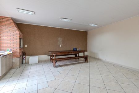 Apartamento para alugar com 98m², 2 quartos e 1 vagaÁrea comum - Salão de festas