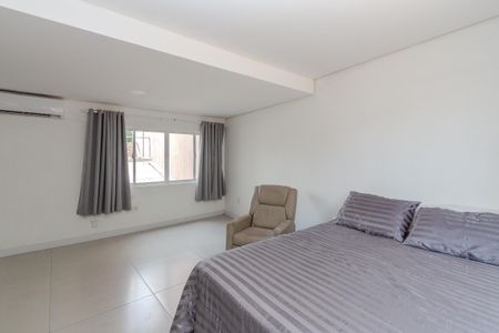 Dormitório 1 de apartamento para alugar com 2 quartos, 98m² em Santana, Porto Alegre