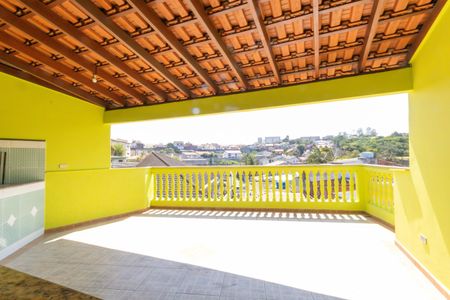 Casa à venda com 910m², 4 quartos e sem vaga Casa à venda com 910m², 4 quartos e sem vagaTerraço