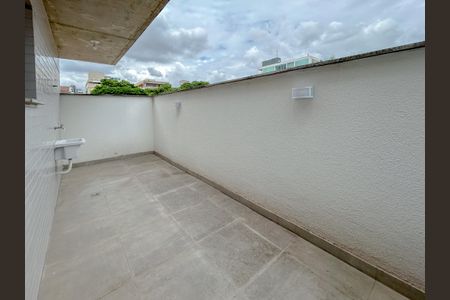 Apartamento para alugar com 116m², 2 quartos e 2 vagas