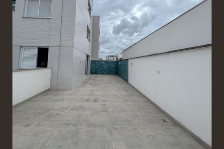 Apartamento para alugar com 116m², 2 quartos e 2 vagas