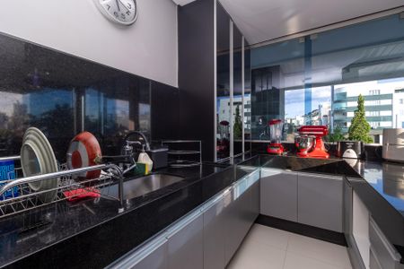 Apartamento à venda com 126m², 3 quartos e 2 vagasCozinha