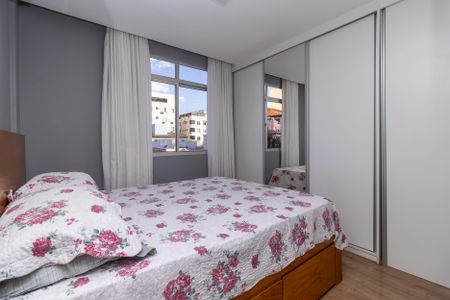 Apartamento à venda com 126m², 3 quartos e 2 vagasQuarto 3