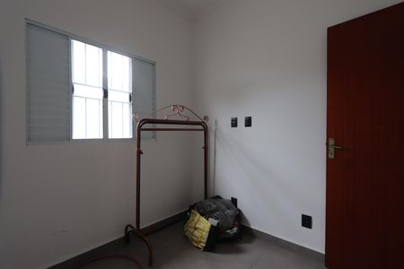 Quarto 2 de apartamento para alugar com 2 quartos, 45m² em Jardim Imperador (zona Leste), São Paulo