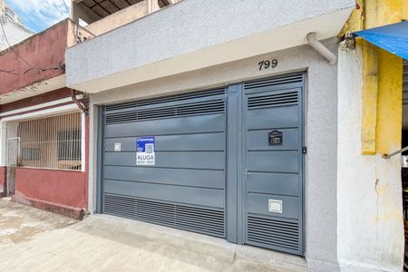 Casa para alugar com 100m², 2 quartos e 1 vagaFachada