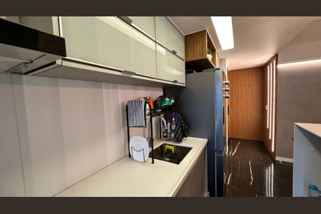 Apartamento à venda com 87m², 3 quartos e 2 vagas Apartamento à venda com 87m², 3 quartos e 2 vagasCozinha
