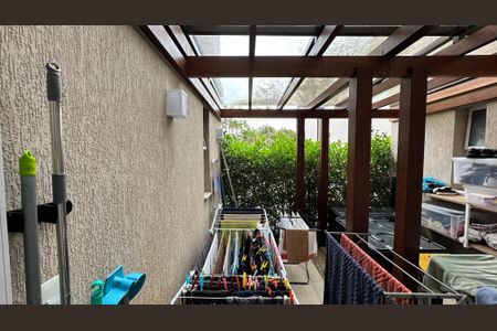 Apartamento à venda com 87m², 3 quartos e 2 vagas Apartamento à venda com 87m², 3 quartos e 2 vagasÁrea de Serviço