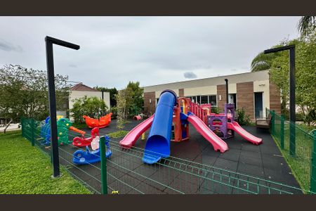 Apartamento à venda com 87m², 3 quartos e 2 vagas Apartamento à venda com 87m², 3 quartos e 2 vagasÁrea comum - Playground