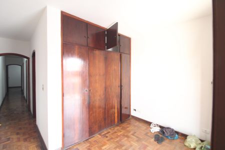 Casa para alugar com 110m², 3 quartos e 2 vagasSuíte