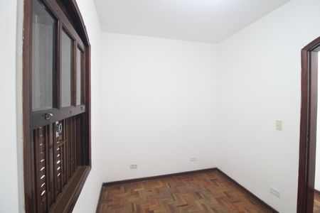 Casa para alugar com 110m², 3 quartos e 2 vagasQuarto 1