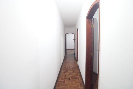 Casa para alugar com 110m², 3 quartos e 2 vagasCorredor