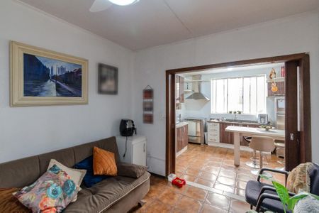 Sala de TV de casa à venda com 2 quartos, 170m² em Cavalhada, Porto Alegre